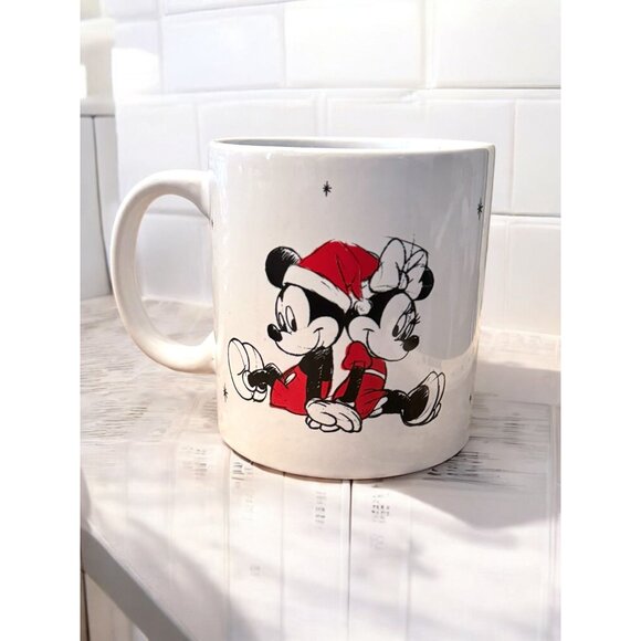Disney 'Holiday Kisses' Mickey & Minnie Ceramic Mug (2002) - Picture 1 of 9